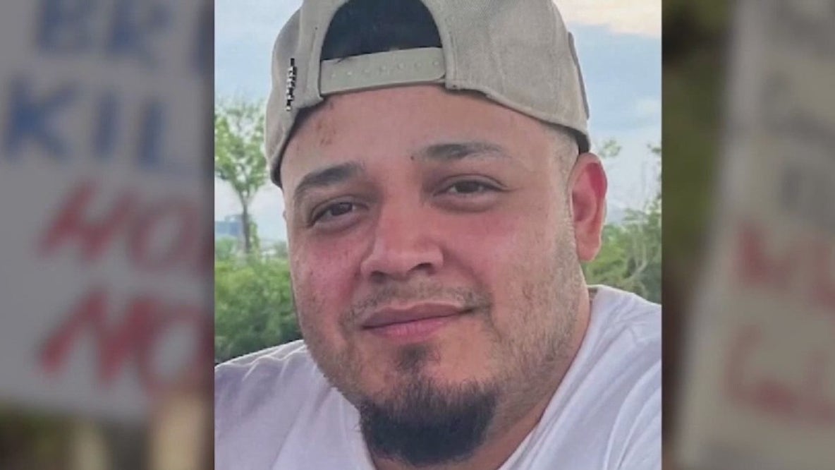 Senator travels to fight for wrongly deported man